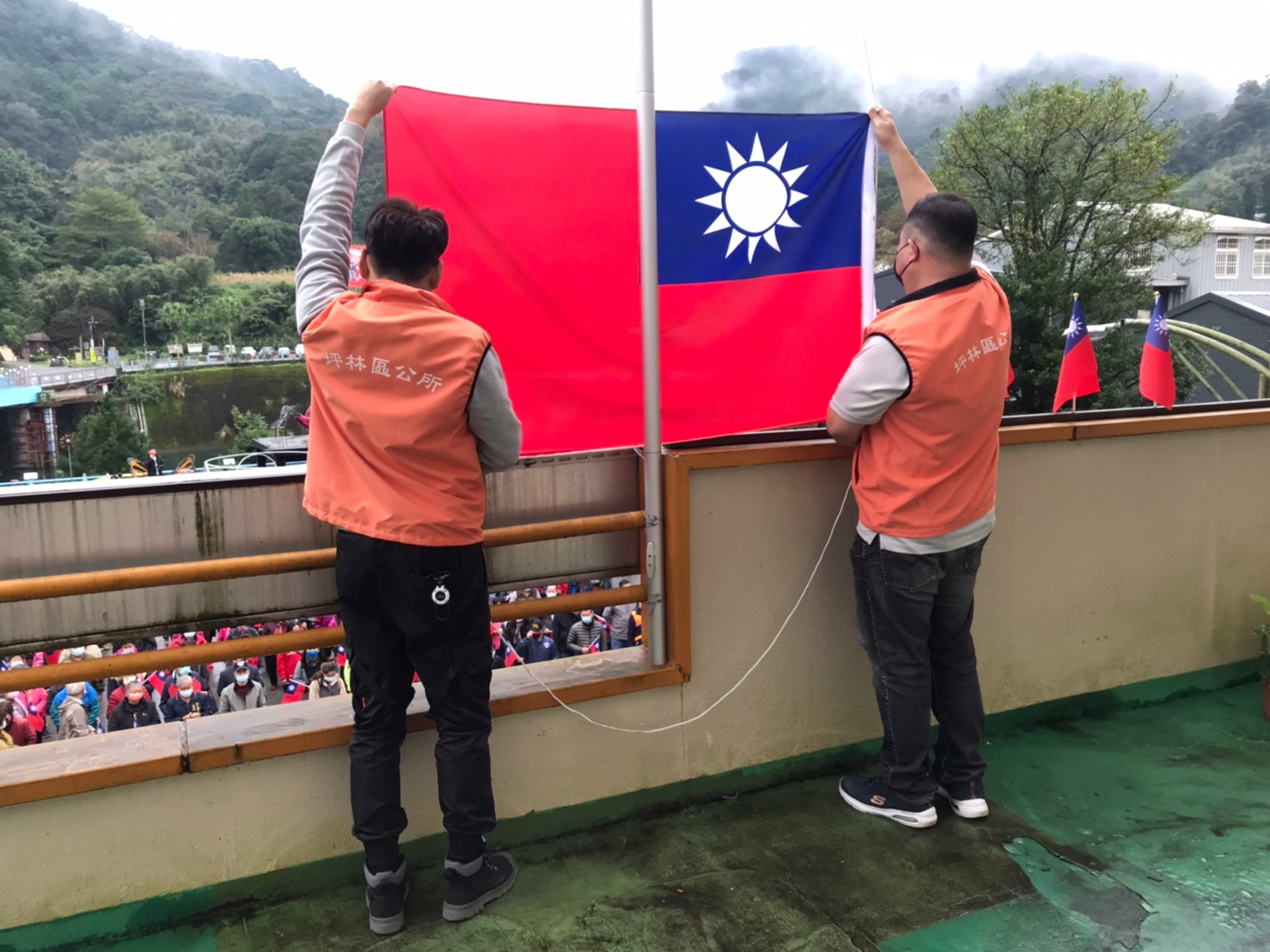 111年元旦升旗典禮_升旗手就位