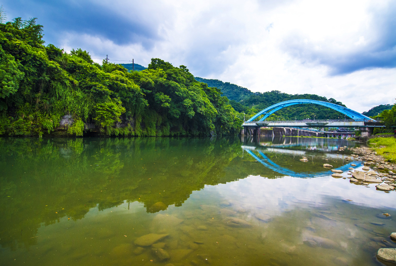 吳建毅-青山綠水茶鄉拱橋